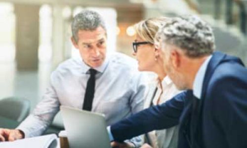 yoomi-mature-business-executives-meeting-together-in-a-modern-office400x-opt-med yoomi-mature-business-executives-meeting-together-in-a-modern-office400x-opt-med